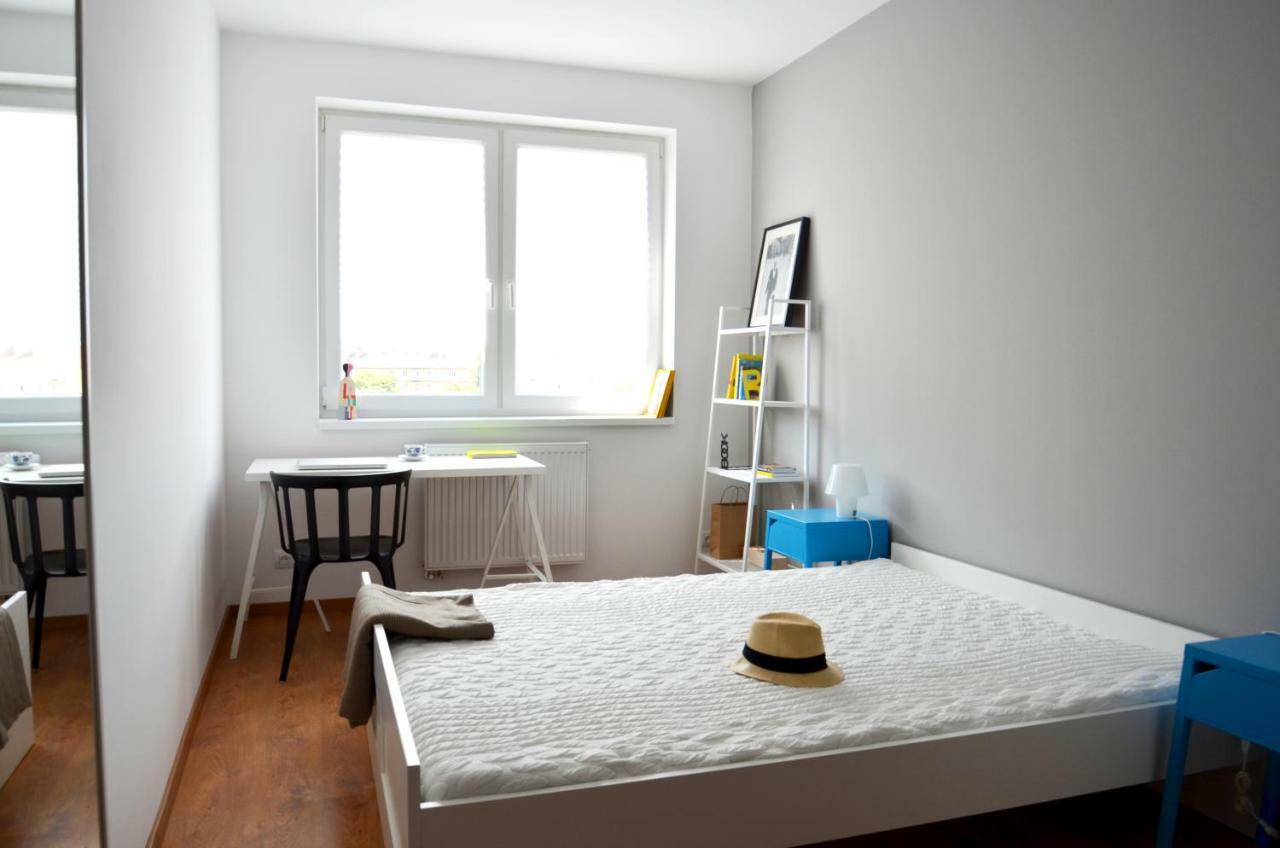 Brand New Apartment. Parking Spot Included! ブラチスラヴァ エクステリア 写真