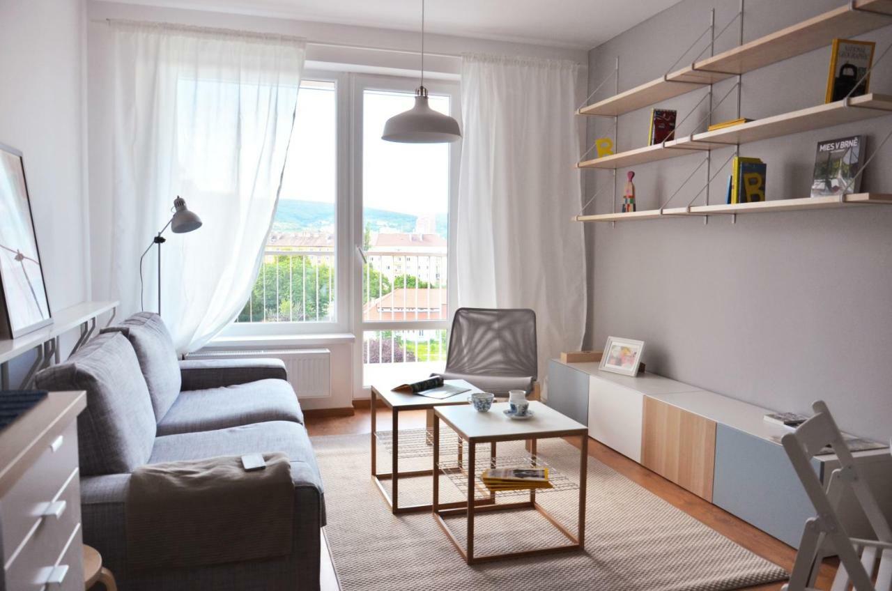 Brand New Apartment. Parking Spot Included! ブラチスラヴァ エクステリア 写真